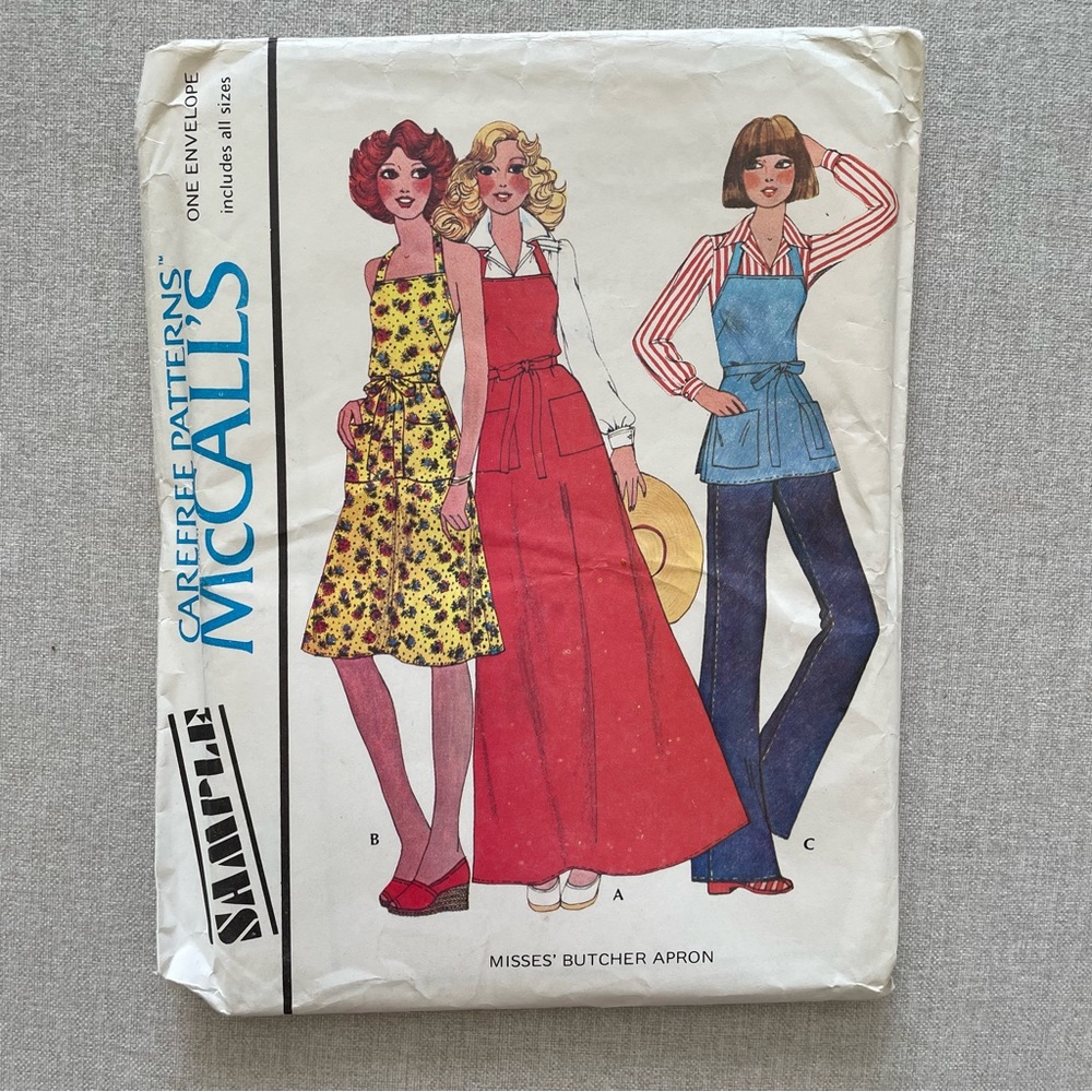 UNCUT Apron McCall's Misses Butcher Apron